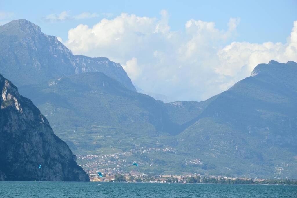 Appartamento Sunrise - Centro Storico N2 Riva del Garda Kültér fotó